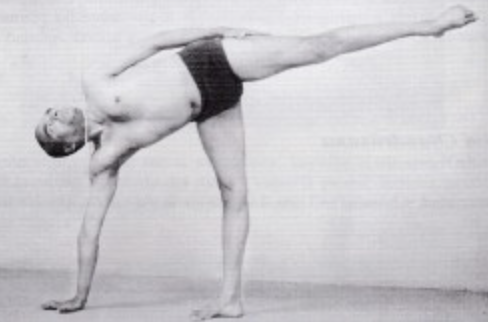 Day 4 - Ardhachandrasana